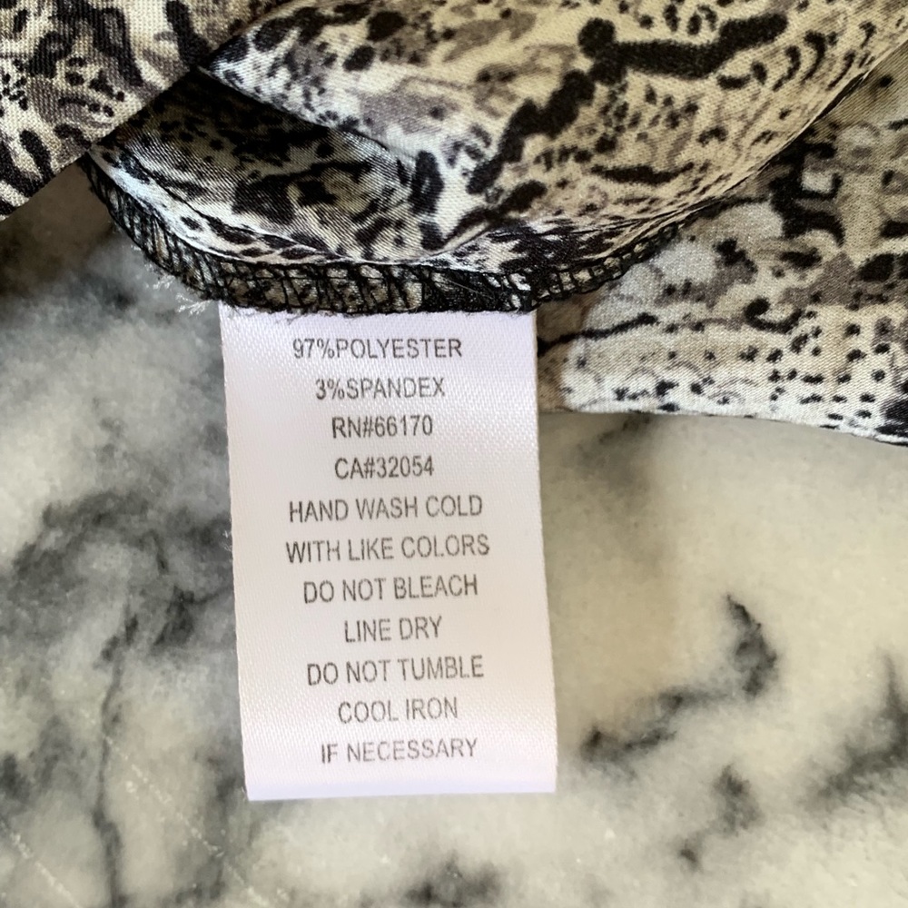 Urban Outfitters Python Shift Dress - Picture 6 of 6